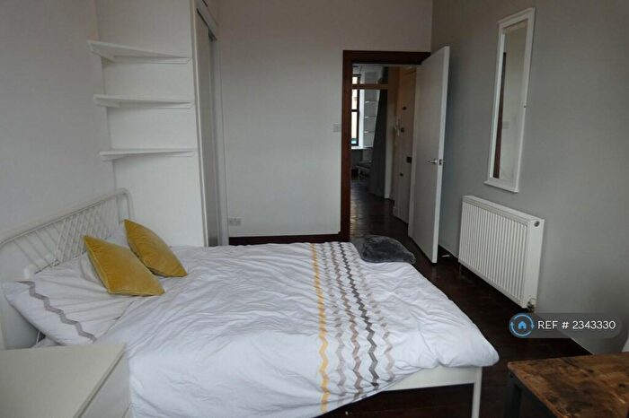 2 Bedroom Flat To Rent In Dumbarton Road, Glasgow, G11