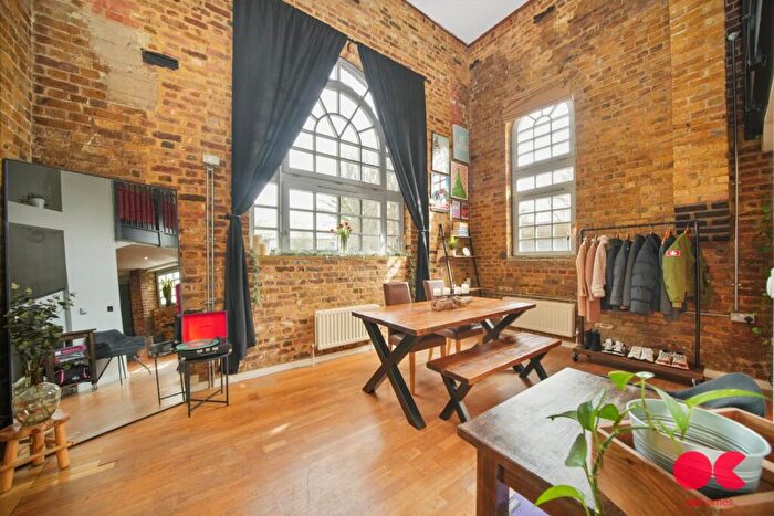 2 Bedroom Flat For Sale In Kidman Close, Gidea Park, RM2