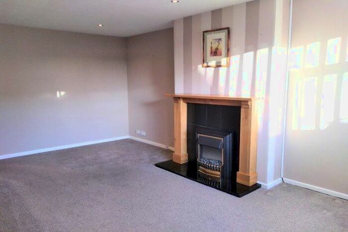 2 Bedroom Bungalow To Rent In Harbourne Close, Manchester M28