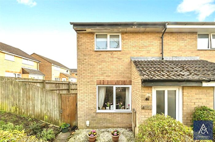 2 Bedroom Semi-Detached House For Sale In Gardner Rise, Brackley, Northamptonshire, NN13