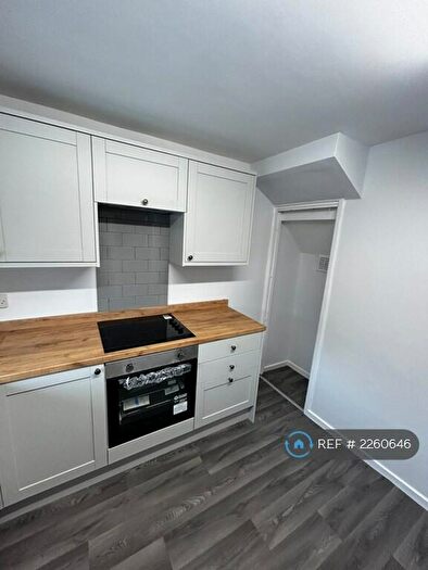 3 Bedroom Terraced House To Rent In Avon Road, Halesowen, B63