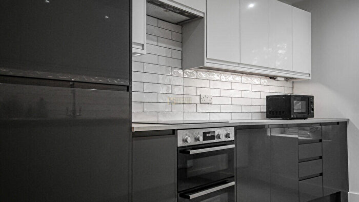 7 Bedroom Terraced House To Rent In Bristol Road, Selly Oak, Birmingham, B29