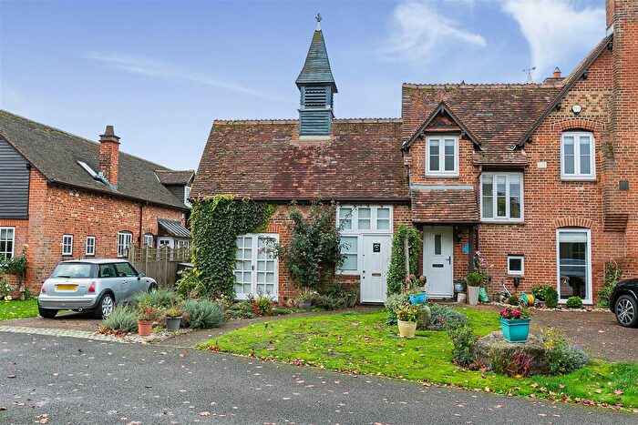 2 Bedroom Cottage For Sale In Potterells, Station Road, Welham Green, AL9