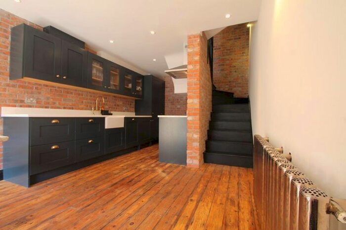 2 Bedroom Terraced House To Rent In Eagle Mews, Tottenham Road, London, N1