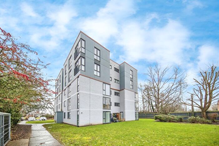 2 Bedroom Apartment For Sale In Earlswood Way, Colchester, CO2