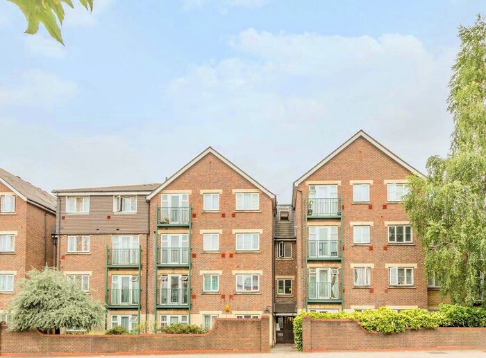 2 Bedroom Flat To Rent In Sheepcote Road, Harrow, HA1
