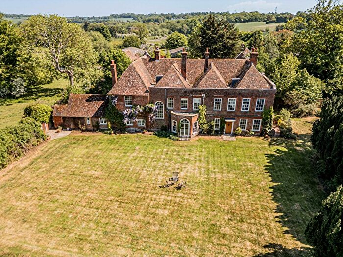 7 Bedroom Detached House For Sale In Parish Road, Chartham, Kent, CT4