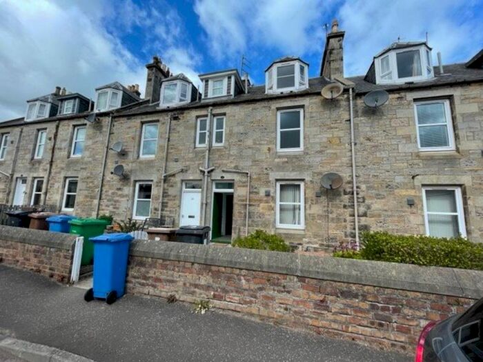 2 Bedroom Flat To Rent In Innerbridge Street, Guardbridge, Fife, KY16