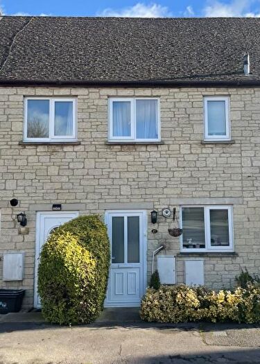 2 Bedroom Terraced House To Rent In Aldsworth Court, Witney, OX28