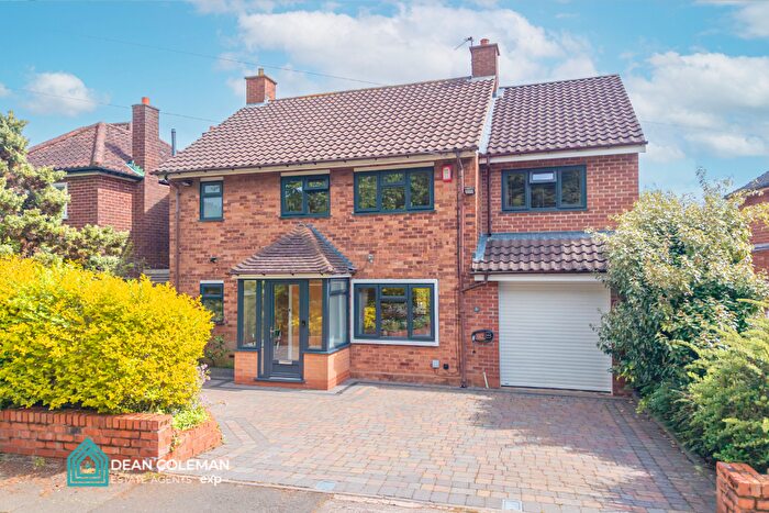 4 Bedroom Detached House For Sale In Grassmoor Road, Kings Norton, B38