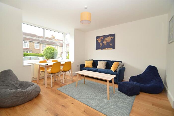 6 Bedroom House To Rent In Third Avenue, Horfield, Bristol, BS7