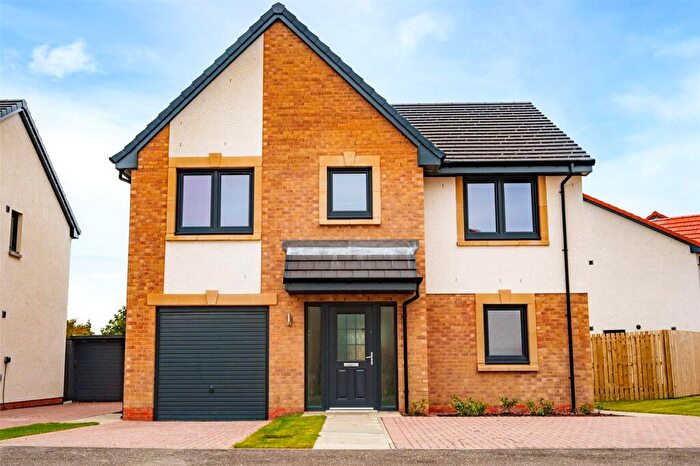 4 Bedroom Detached House For Sale In Castle Gate, Airth, FK2