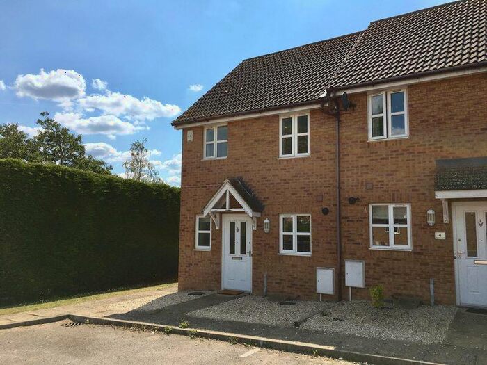 2 Bedroom End Of Terrace House To Rent In Rowan Close, Ambrosden, OX25
