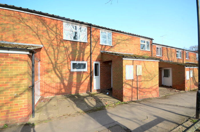 2 Bedroom Cluster House To Rent In Valon Road, RG2