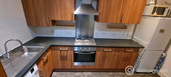 4 Bedroom Flat To Rent In Commercial Street, Dundee, DD1