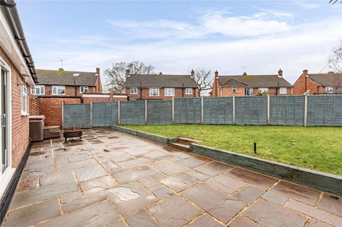 4 Bedroom Detached House For Sale In Spence Avenue, Byfleet, West Byfleet, Surrey, KT14