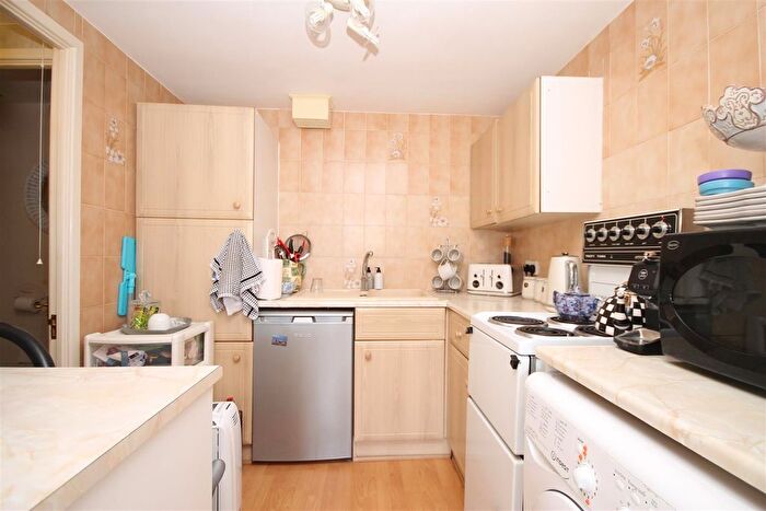 1 Bedroom Semi-Detached Bungalow For Sale In Fairney Edge, Ponteland, Newcastle Upon Tyne, NE20