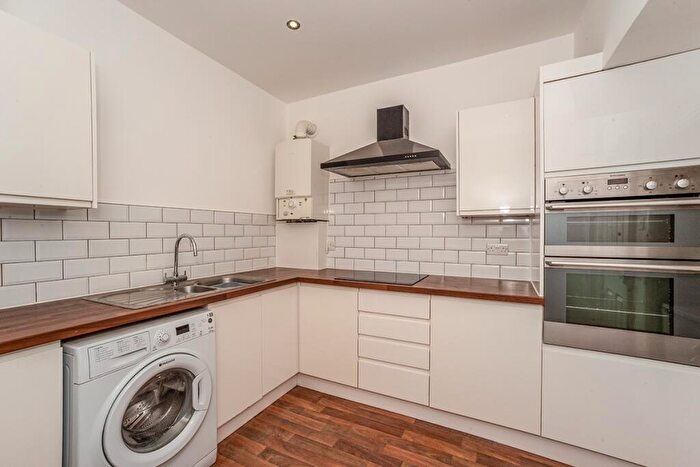 1 Bedroom Property To Rent In Campbell Road, Gravesend, Kent, DA11