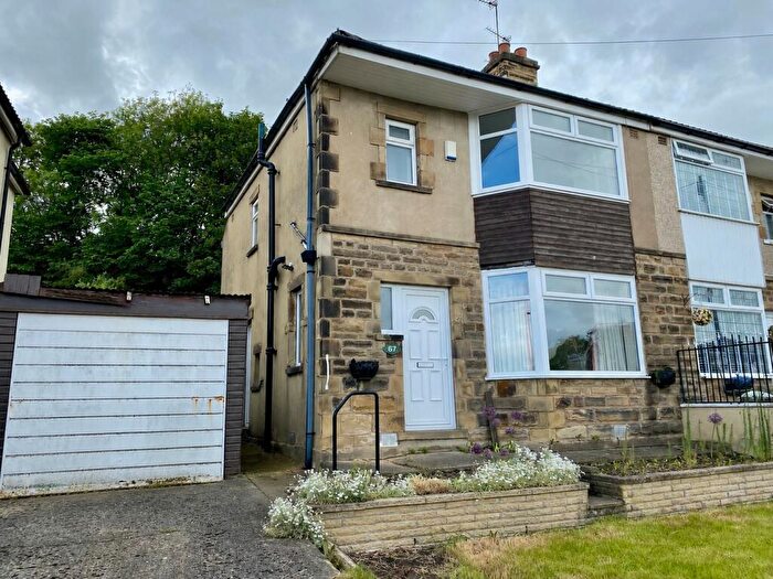 3 Bedroom Semi Detached House For Sale In Leafield Avenue, Eccleshill, Bradford, BD2