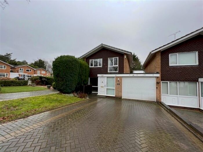 4 Bedroom Detached House To Rent In Christchurch Close, Edgbaston, Bimringham B15