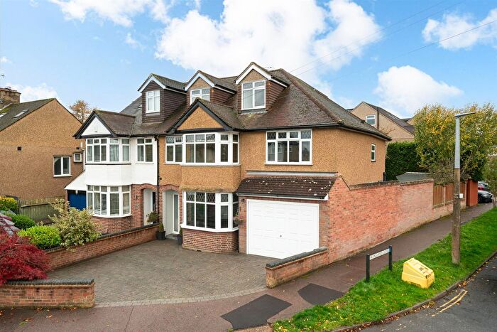 6 Bedroom Semi-Detached House For Sale In Harvey Road, Croxley Green, Rickmansworth, WD3