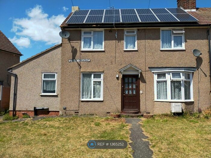 1 Bedroom Flat To Rent In Sterry Crescent, Dagenham, RM10