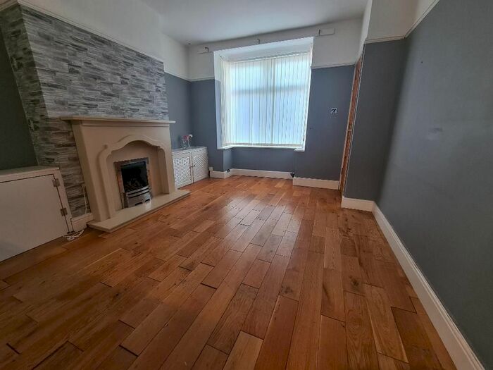 2 Bedroom End Of Terrace House To Rent In Lindale Road, Fairfield, Liverpool, L7