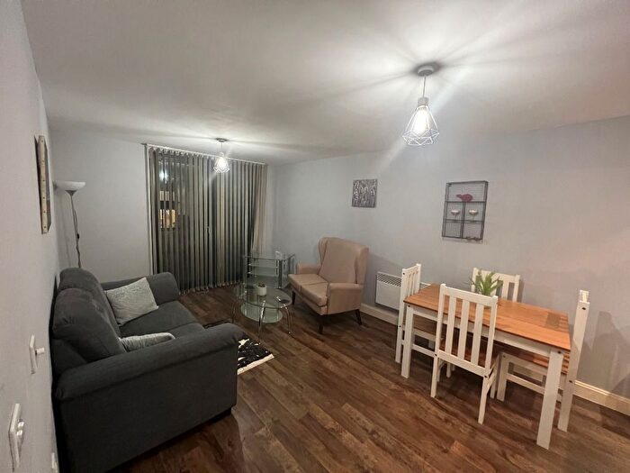 2 Bedroom Flat To Rent In Southside Development, City Centre, Birmingham, B5