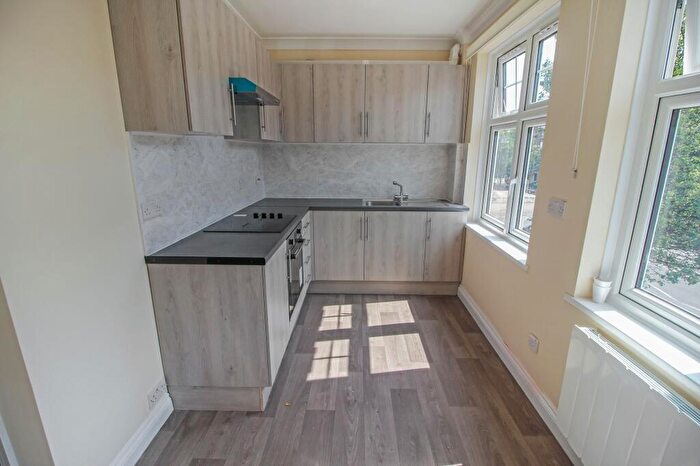 2 Bedroom Apartment To Rent In Kenton Road, Harrow, HA3
