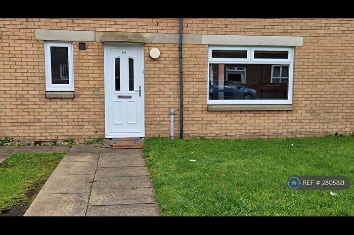 2 Bedroom Flat To Rent In Cuthelton Street, Glasgow, G31