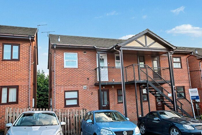1 Bedroom Flat For Sale In Cobham Parade, Leeds Road, Wakefield, West Yorkshire, WF1