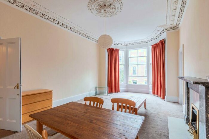 4 Bedroom Flat To Rent In Forrest Road Edinburgh United Kingdom, EH1