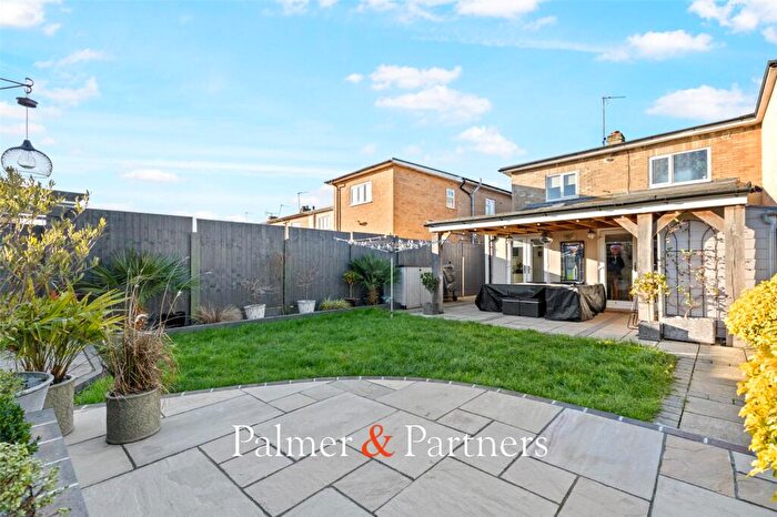 3 Bedroom End Of Terrace House For Sale In Berechurch Road, Colchester, Essex, CO2