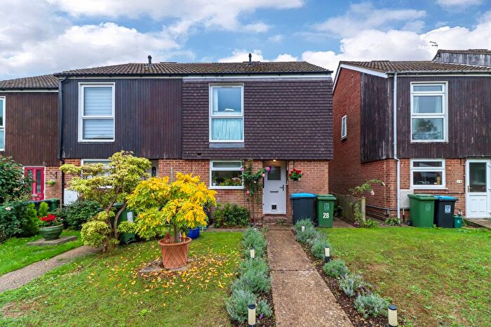 2 Bedroom End Of Terrace House For Sale In Granville Dene, Bovingdon, HP3