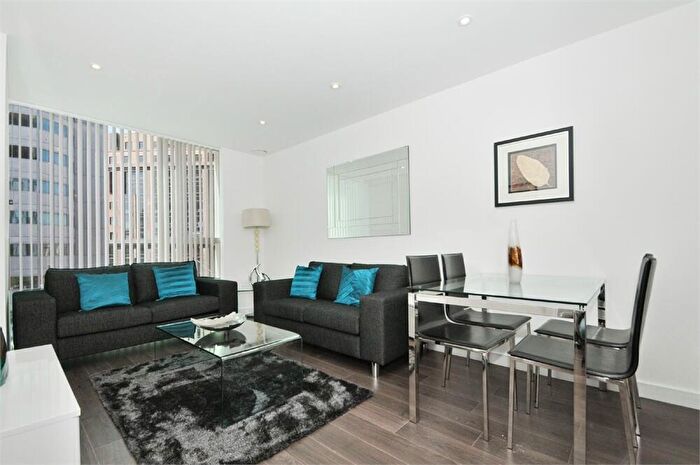 2 Bedroom Apartment To Rent In Tennyson Apartments, Saffron Central Square, Croydon, CR0