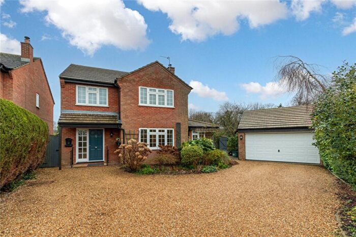 4 Bedroom Detached House For Sale In Kilpin Green, North Crawley, Buckinghamshire, MK16
