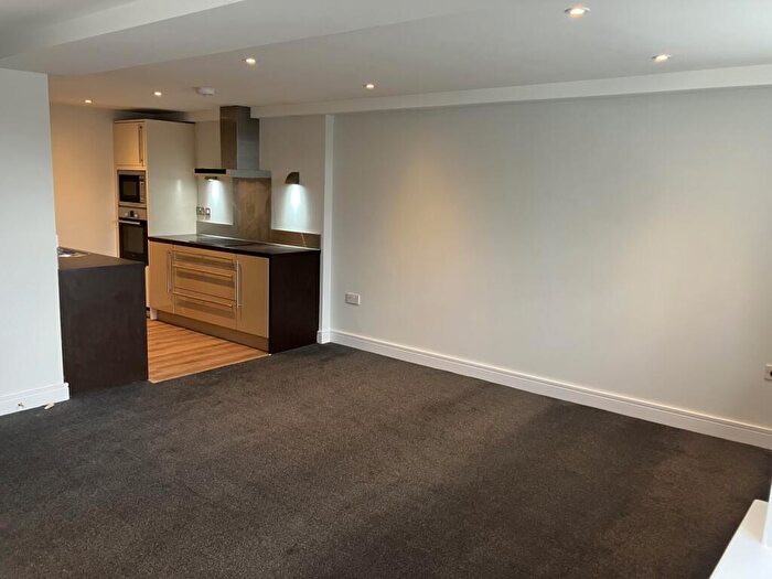 1 Bedroom Apartment To Rent In The Park, Kirkburton, Huddersfield, West Yorkshire, HD8