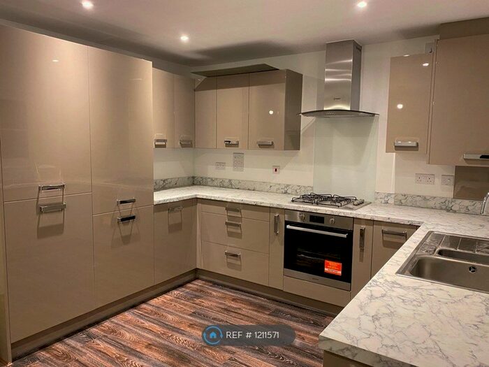 3 Bedroom Terraced House To Rent In Worrall Drive, Wouldham, Rochester ME1