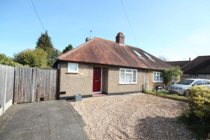 2 Bedroom Semi Detached House To Rent In Westfield Grove, Woking, GU22