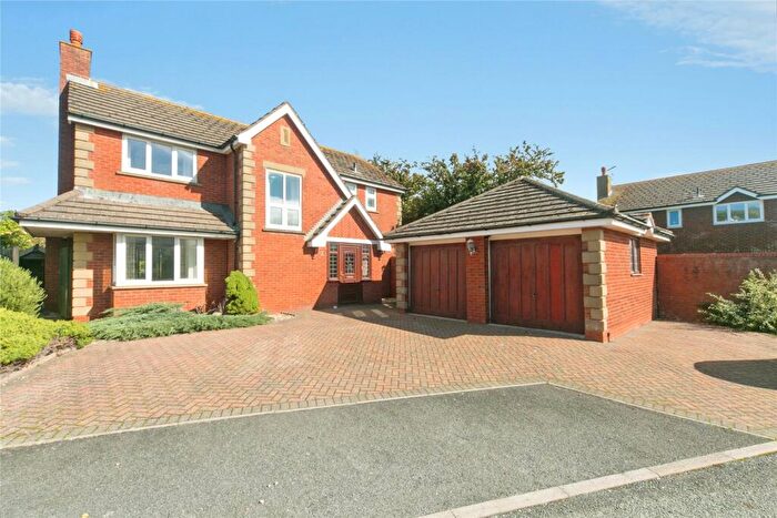 4 Bedroom Detached House For Sale In Charleston Close, Penrhyn Bay, Llandudno, Conwy, LL30