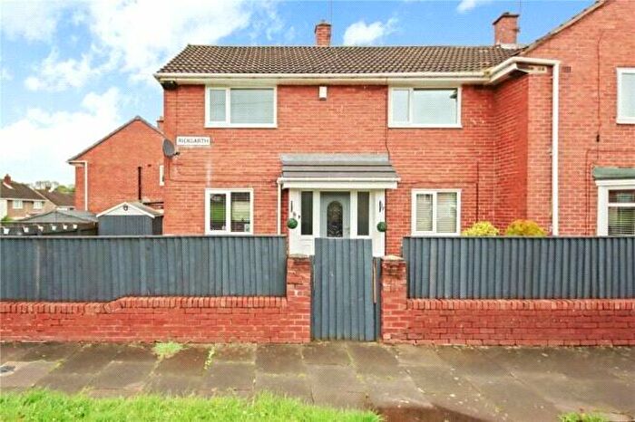3 Bedroom Semi-Detached House To Rent In Rickgarth, Leam Lane, Gateshead, NE10