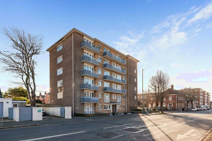 Flat To Rent In Hove Street, Hove, BN3