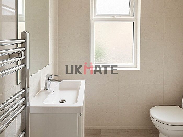 1 Bedroom Property To Rent In Station Road, Norbiton, Kingston Upon Thames, KT2