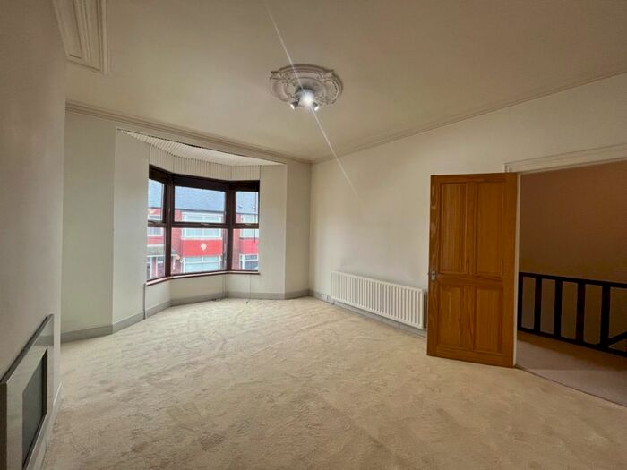 3 Bedroom Flat To Rent In Birchington Avenue, South Shields, NE33