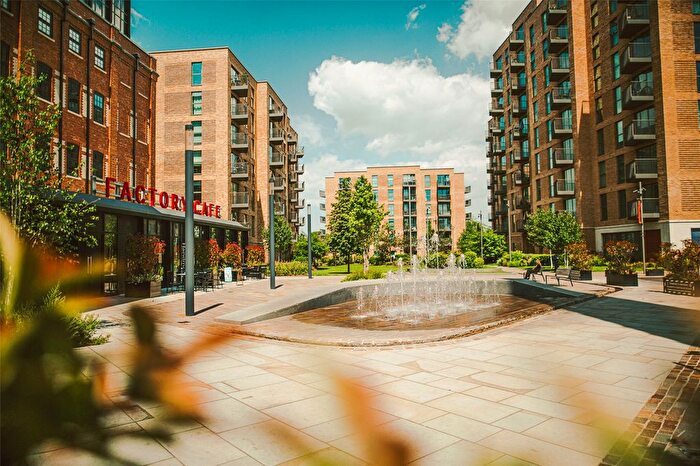1 Bedroom Flat For Sale In Aquifer House, Exploration Way, Slough, SL1