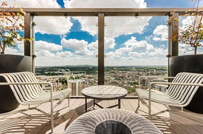 1 Bedroom Flat To Rent In Union Wharf, Greenwich, London, SE8