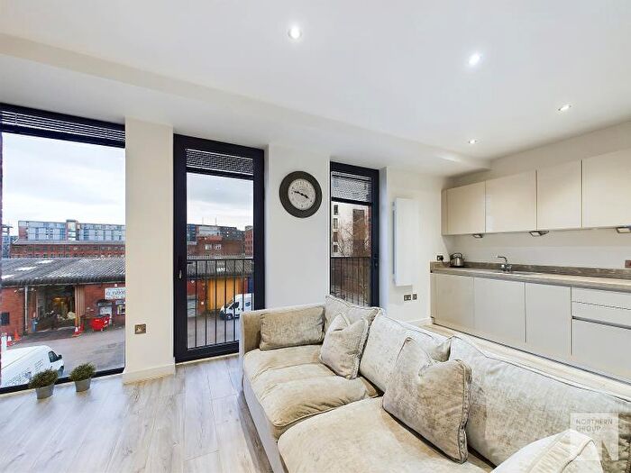 1 Bedroom Apartment To Rent In Roper Court, M4