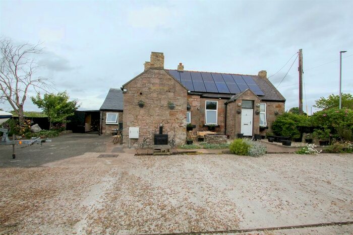 2 Bedroom Detached House For Sale In Etal Road, Tweedmouth, Berwick-Upon-Tweed, TD15