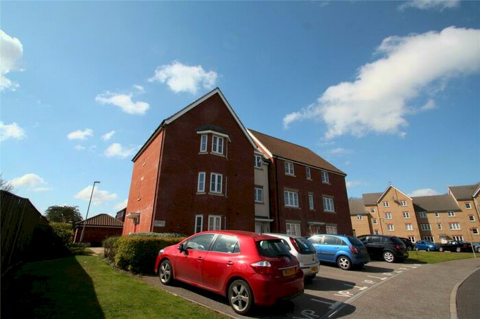 2 Bedroom Apartment To Rent In Sinclair Drive, Ipswich, Suffolk, IP2
