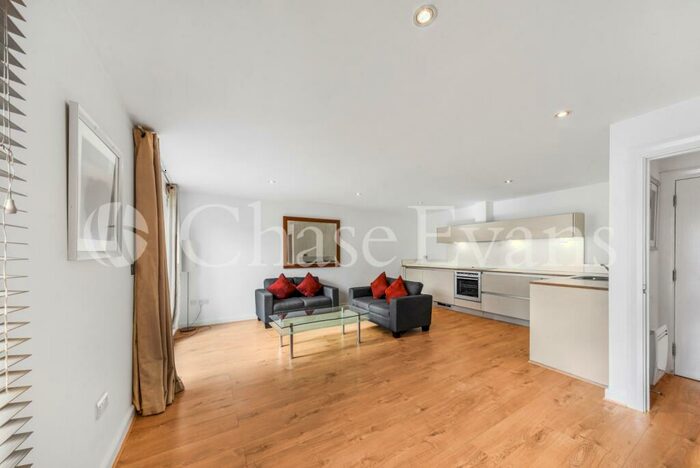 1 Bedroom Flat To Rent In Bow Central, Hereford Road, Bow, London, E3